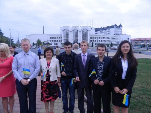 Партія регіонів приєдналась до урочистостей з нагоди підняття Державного Прапора України